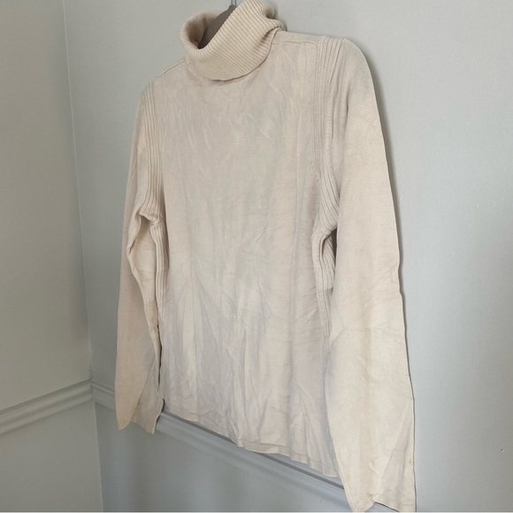 Doncaster Signature 80% Silk Cream Ribbed Turtleneck Sweater Medium - Picture 3 of 5